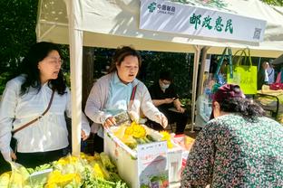 范德彪：一个有侵略性的拉塞尔对每个人都有益 要鼓励他延续下去